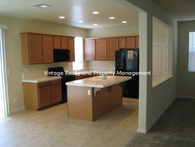 Photo - Available Soon!! Big 4 Bedroom Home That H...