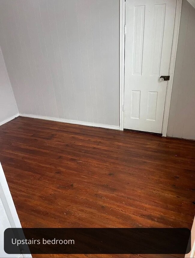 Photo - 8213 S Walnut St