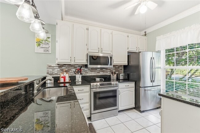 8161 Twelve Oaks Cir Unit 512