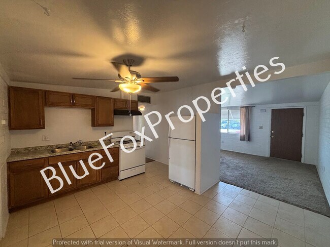 Photo - 1228 E Kentucky St