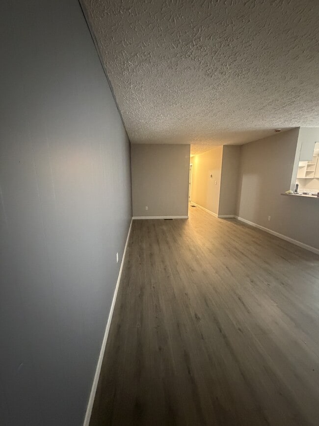 6011 Vine St Unit 1