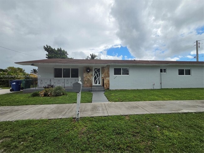 Photo - 799 NW 107th St Unidad 799