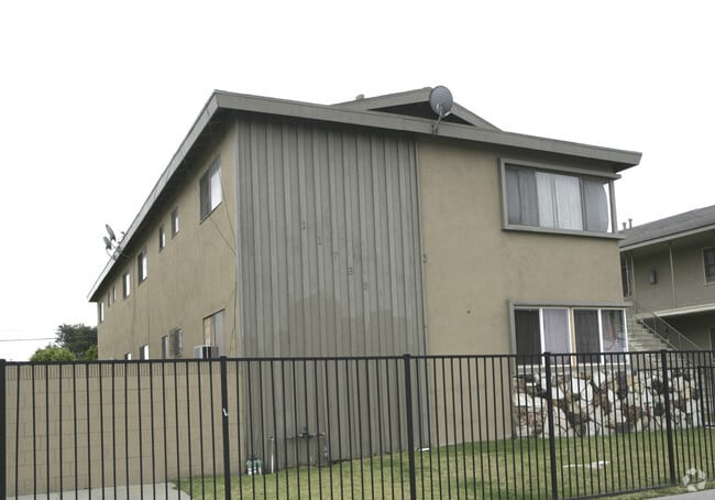 Photo - 11736 S Vermont Ave.