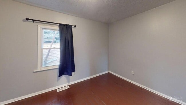 Photo - 309 Frost Ave