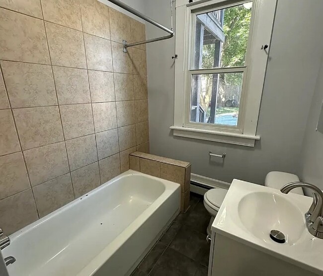 Photo - 1772 Whittier St Unidad A