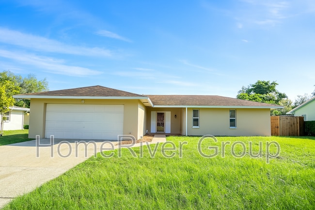 Building Photo - 928 Parkwood Dr Rental