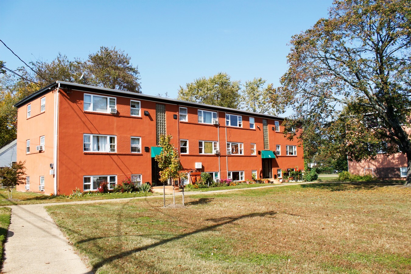 Photo - Madison Apartments
