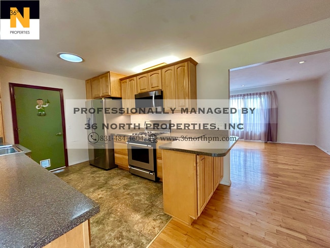 Photo - Beautiful Corner Lot Home 3bed/1.5 bath with Scenic Views and Modern Amenities
