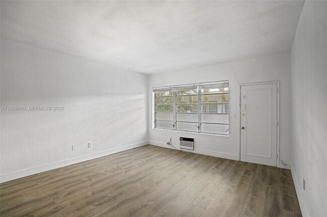 Photo - 4172 Chase Ave Unit 3