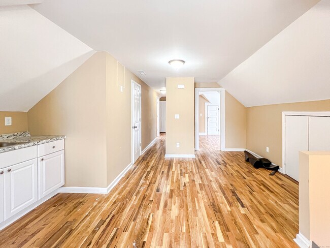 Photo - 63 Eaton St Unit 3