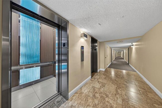 Photo - 1800 N Andrews Ave Unidad 6H