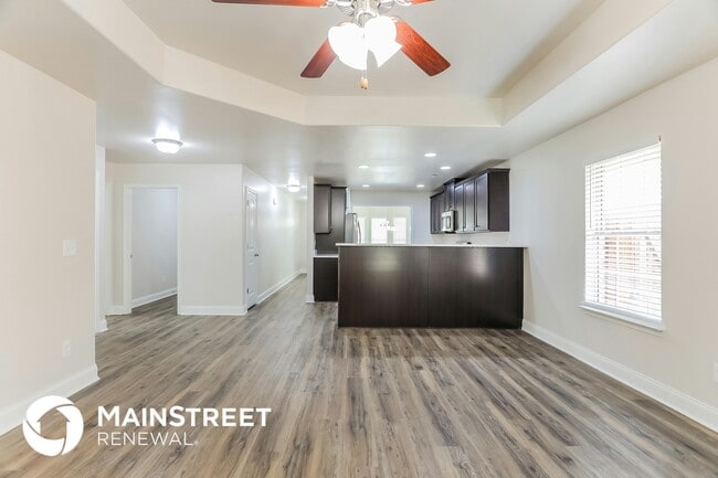 Photo - 1055 Clover Ave