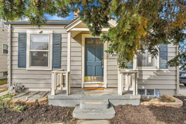 Photo - 3 Bedroom 2 Bathroom Home Available August 7th!