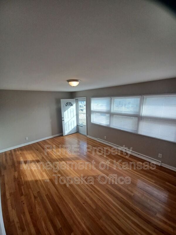 Photo - 2117 SW Van Buren St