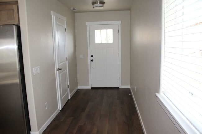 Photo - TMUniv Unit TMUnivA