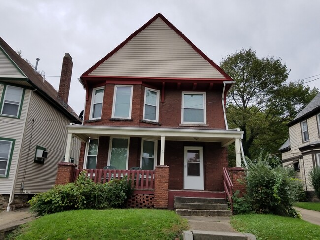 Photo - 34 S Adams St Unidad 2