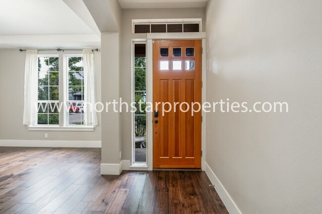 Photo - 20462 SW Arnold Pl