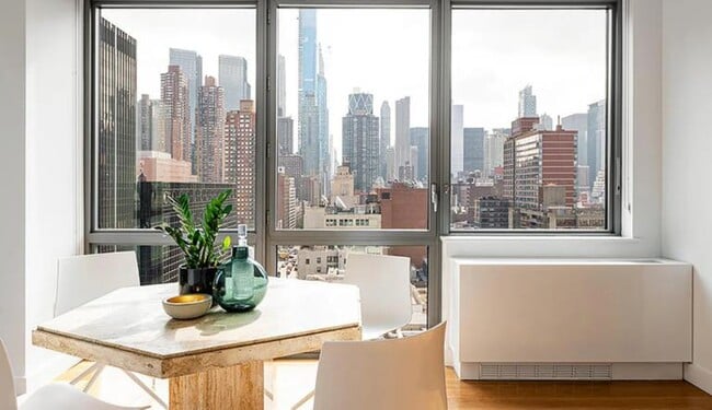 Photo - 606 W 57th St Unit 2819