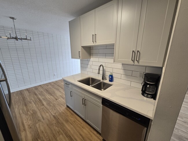 Photo - 710 David St Unit 309