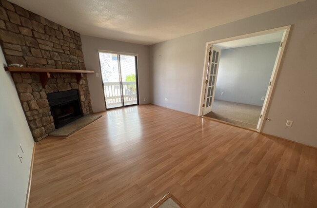 Photo - Beautifully Maintained Ground Level 2 Bed,... Unit 1-105