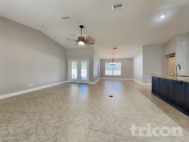 Photo - 7438 Watson Ln