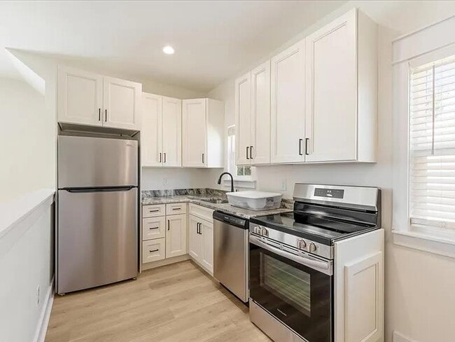 Photo - 4064 Biltmore Ave