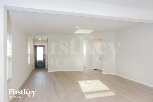Photo - 1842 Morse Way