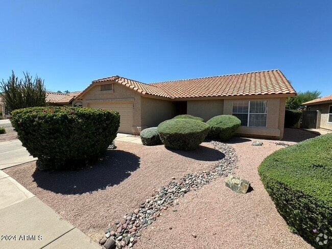 Building Photo - 1290 W Butler Dr Rental