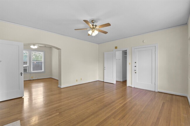 Photo - 436 Westmoreland St