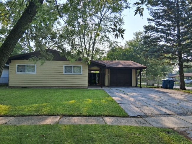 Building Photo - 22332 Clyde Ave Rental