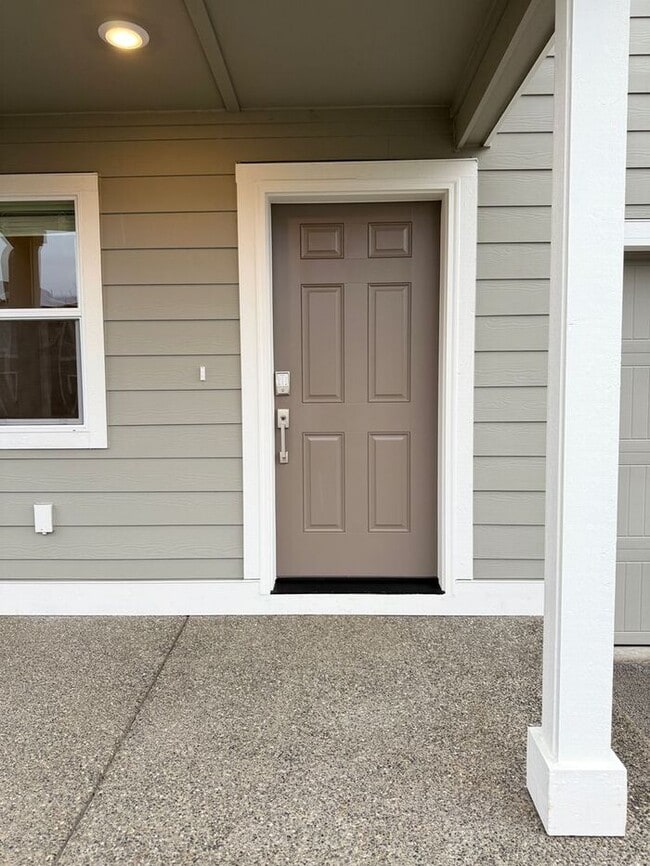 Photo - Newer Home in Wyndham Highlands