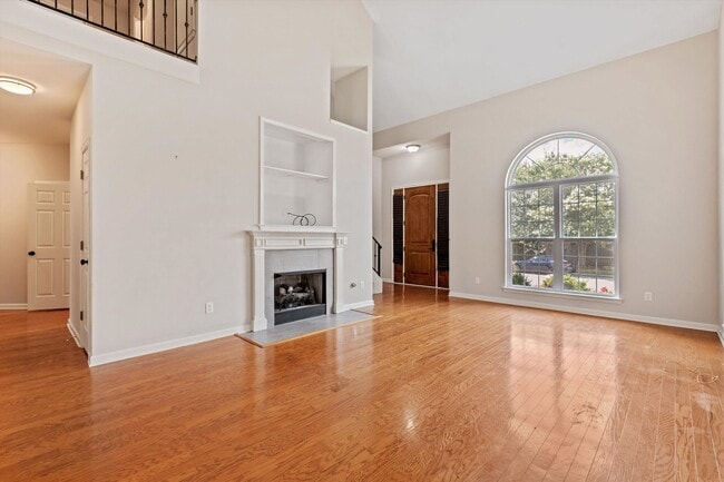 Photo - 10492 Ashfarm Way