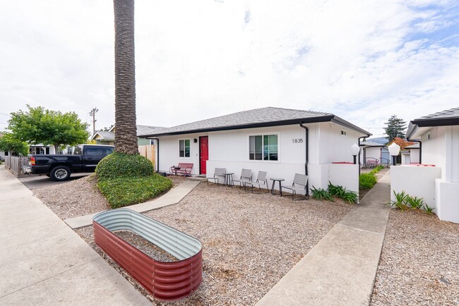 Photo - 1831 Garden St Unit 06