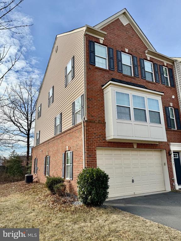 Photo - 45903 Peach Oak Terrace