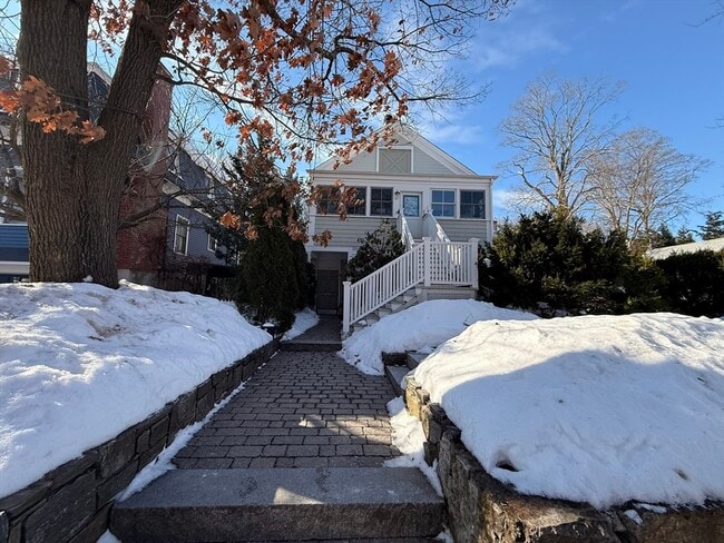 Photo - 69 Seaverns Ave Unidad 1