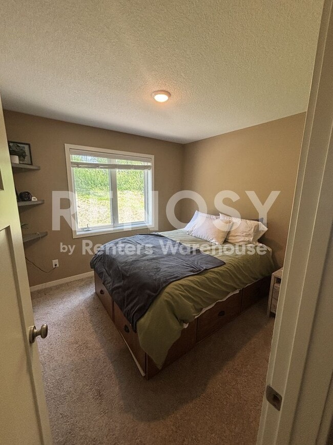 Photo - 1305 Flag Ave N