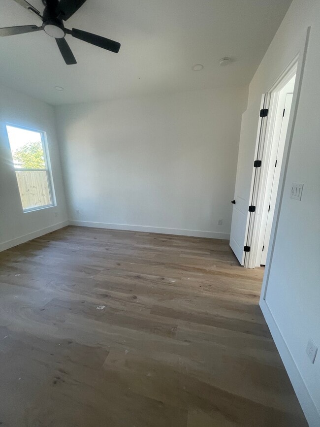 Photo - 4429 Aledo St Unit B