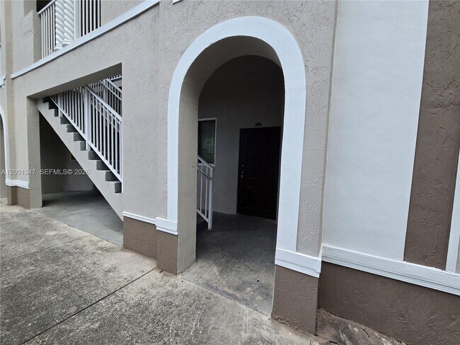 2460 SE 16th Terrace Unit 100