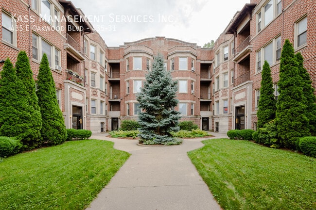 Building Photo - 435 E Oakwood Blvd Unit 31 Rental