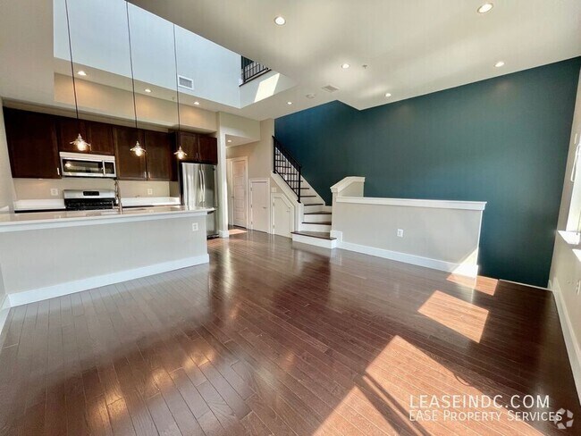 Building Photo - 1442 Harvard St NW Unit #6 Rental