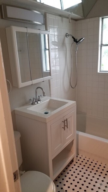 Photo - 1012 Rutland St Unit 6