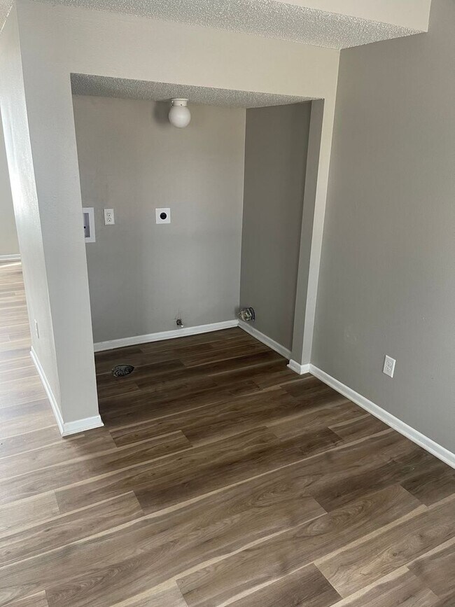 Photo - 3010 SE 17th St Unidad 3010 SE 17th Street