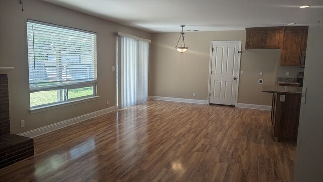 Photo - Spacious 3 Bedroom 2 Bath