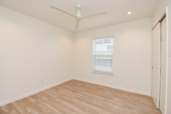 Photo - 2509 Terry St Unit B