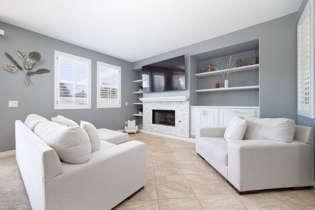 Photo - 2739 Castlehill Rd