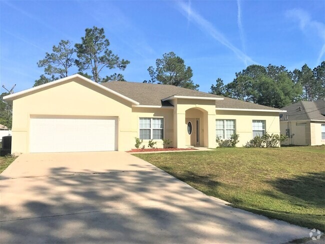 Building Photo - Large Home for rent !