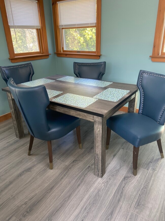 Photo - 245 Granite St