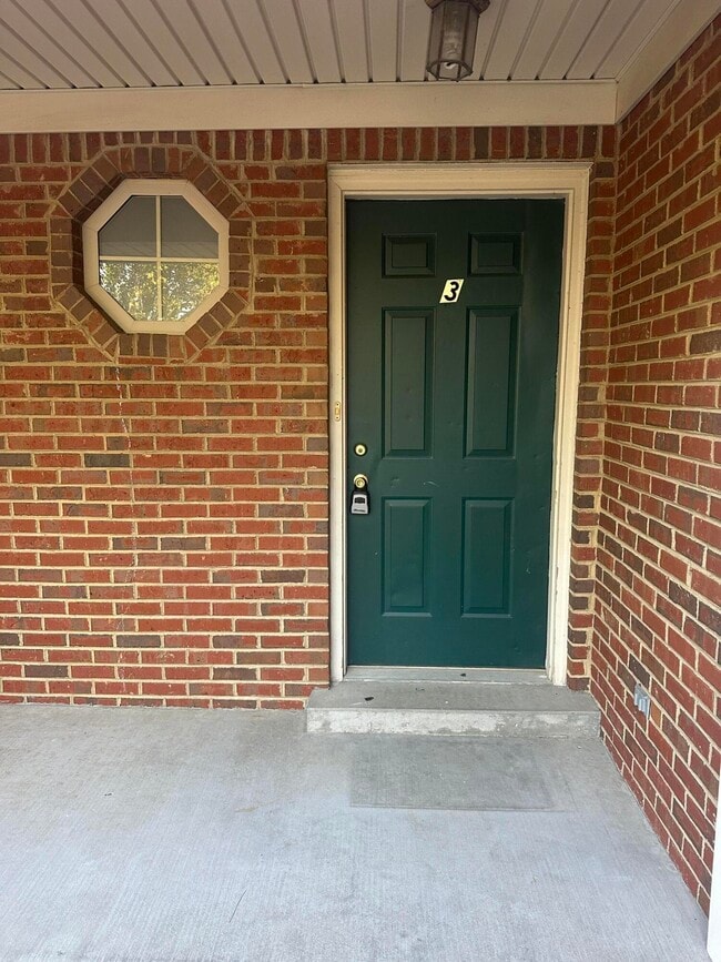 Photo - 2005 River Ridge Rd