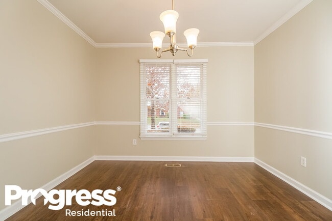 Photo - 2140 Liberty Dr