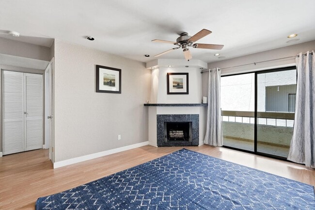 Photo - 3002 N 70th St Unidad 225